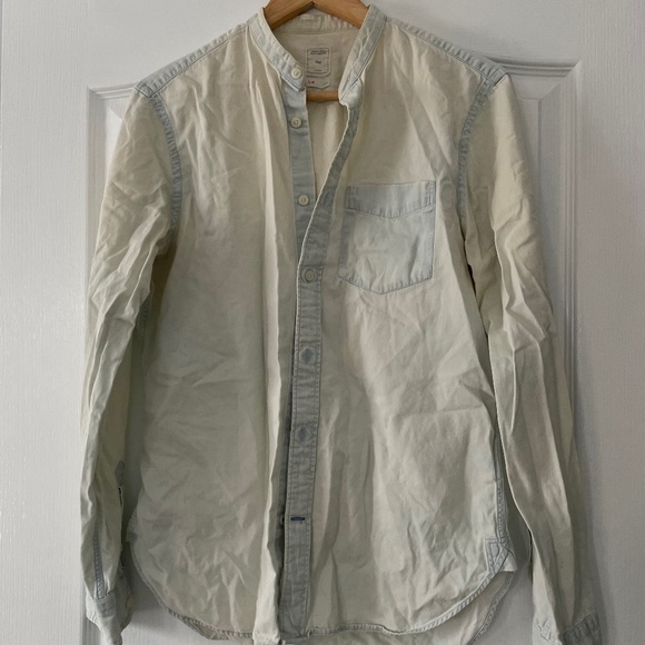 Gap oversized Chambray button up - Picture 1 of 1